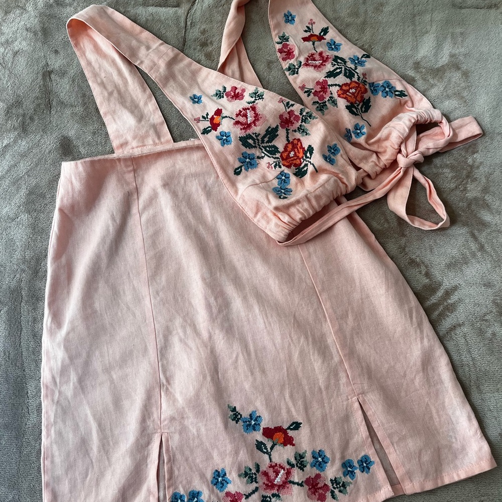 Floral Embroidered Two-Piece Set - Picture 3 of 5